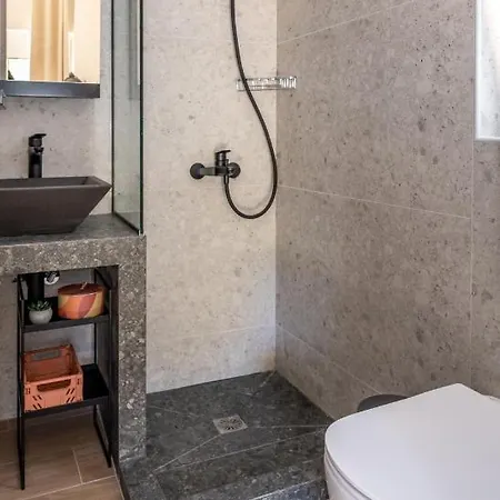 71!charming Flat In Chania Apartment
